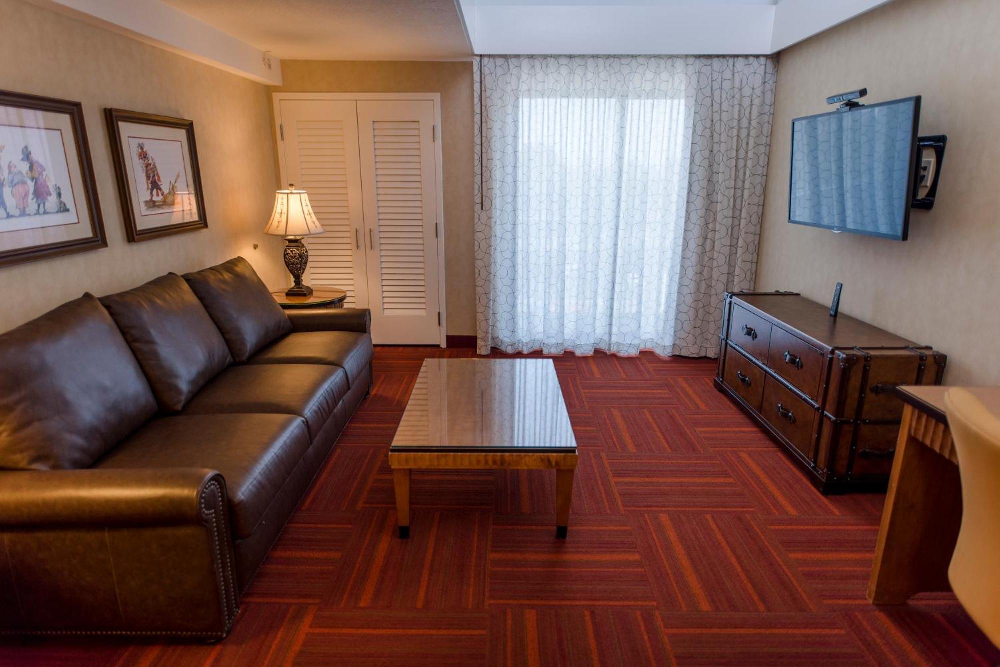 Howard Johnson By Wyndham Anaheim Hotel & Water Playground Экстерьер фото