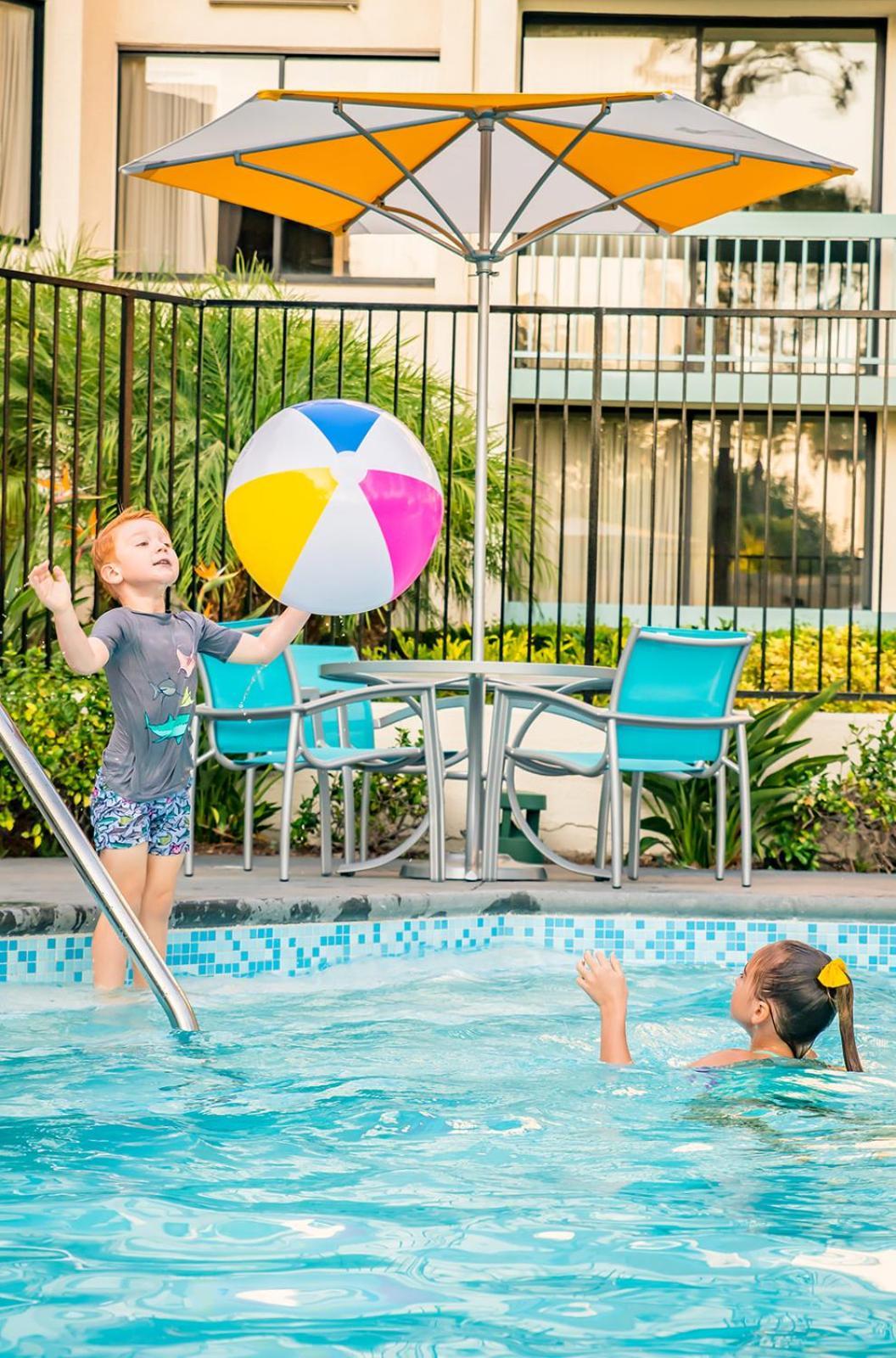 Howard Johnson By Wyndham Anaheim Hotel & Water Playground Экстерьер фото